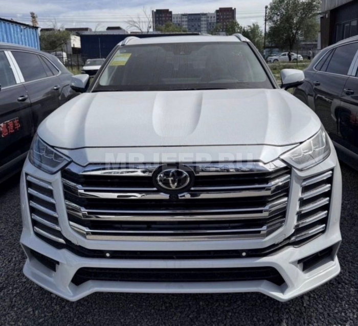 Обвес Toyota Highlander 2019-2026 в стиле LC300